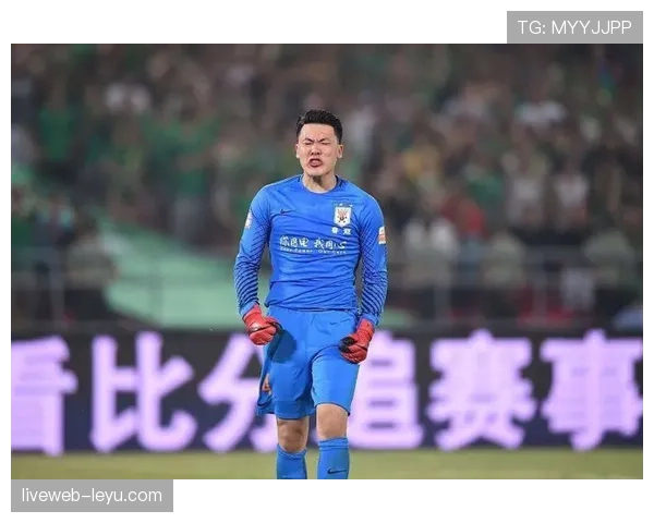 奥纳纳神勇扑救筑起防线，稳健表现成球队后防定海神针