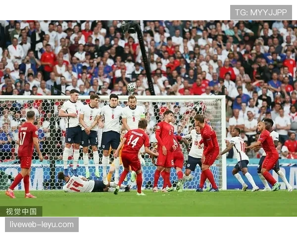 齐达内精妙战术布局助力球队稳步提升竞争力